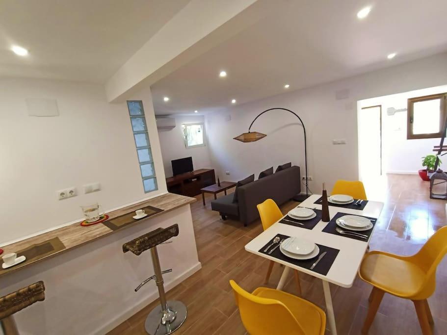 Villa Falconera Apartaments, Gandia A Las Faldas De La Montana Екстериор снимка