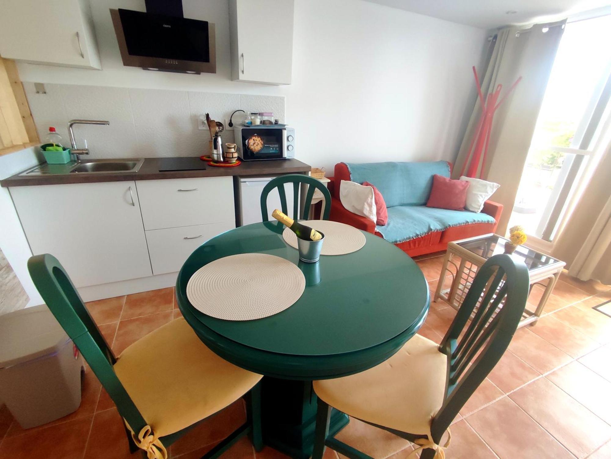Villa Falconera Apartaments, Gandia A Las Faldas De La Montana Стая снимка